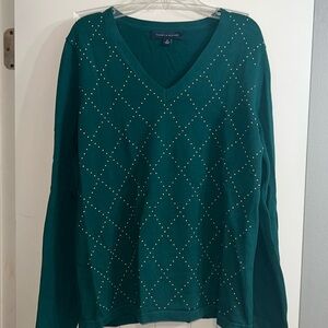 Tommy Hilfiger Women’s Studded Argyle Pullover Sweater. Green, Size Medium.